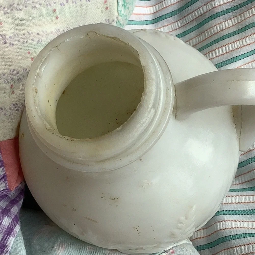 Vintage 2 Piece Bundle White Milk Glass Creamer Syrup